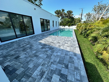 Pool deck cleaning and sealing make your lanai safer and less slippery